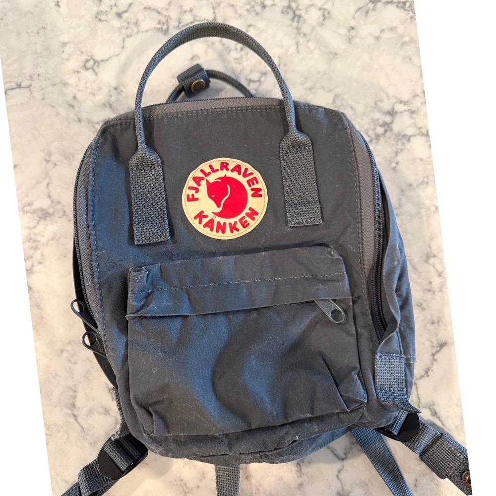 Fjallraven Kanken Mini Backpack Charcoal Grey 23561 Small Daypack